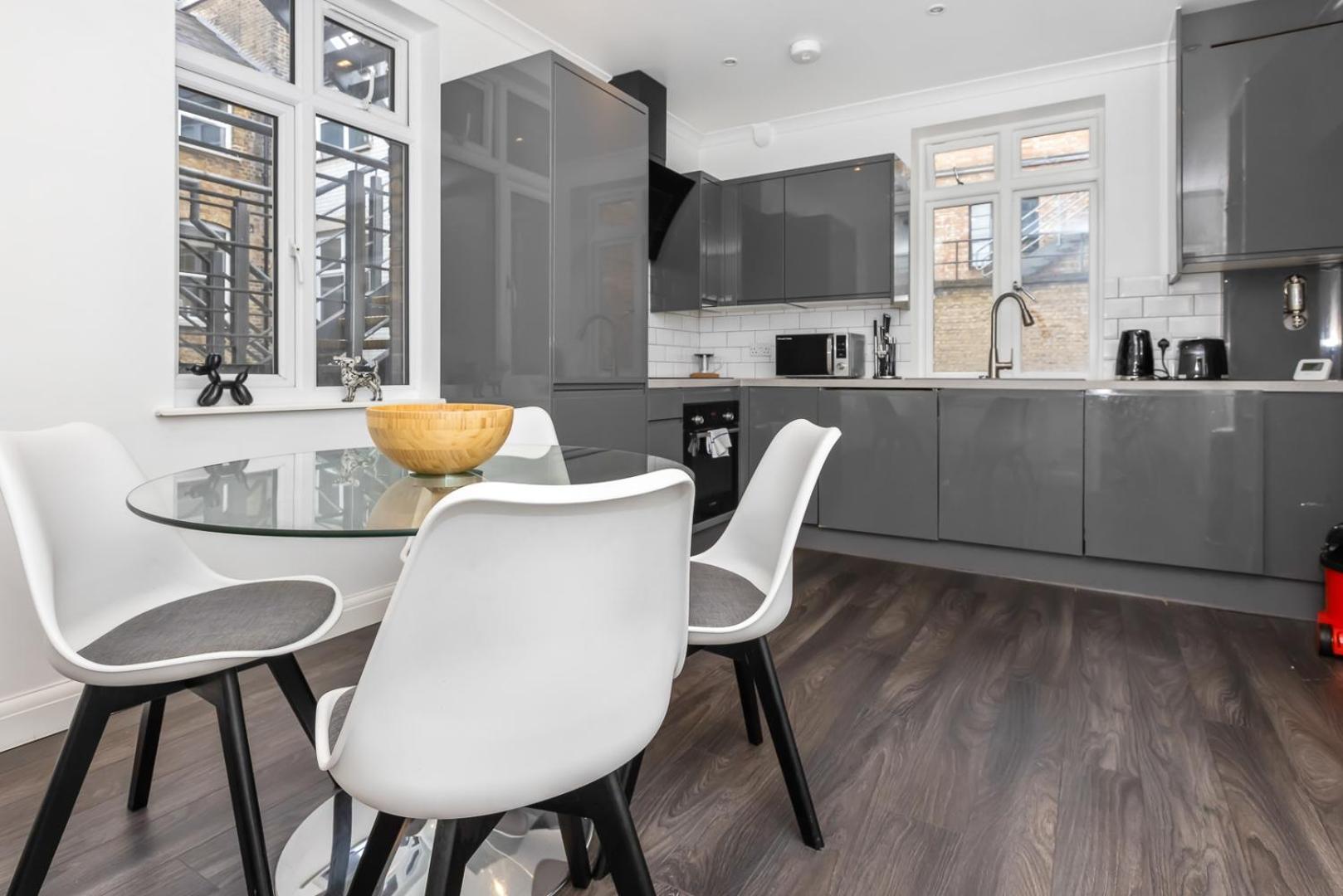 Outstanding 2 Bed Apartment In Central Camden Sleeps 6 ลอนดอน ภายนอก รูปภาพ